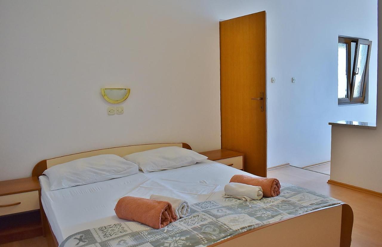 Apartament Banjol 外观 照片