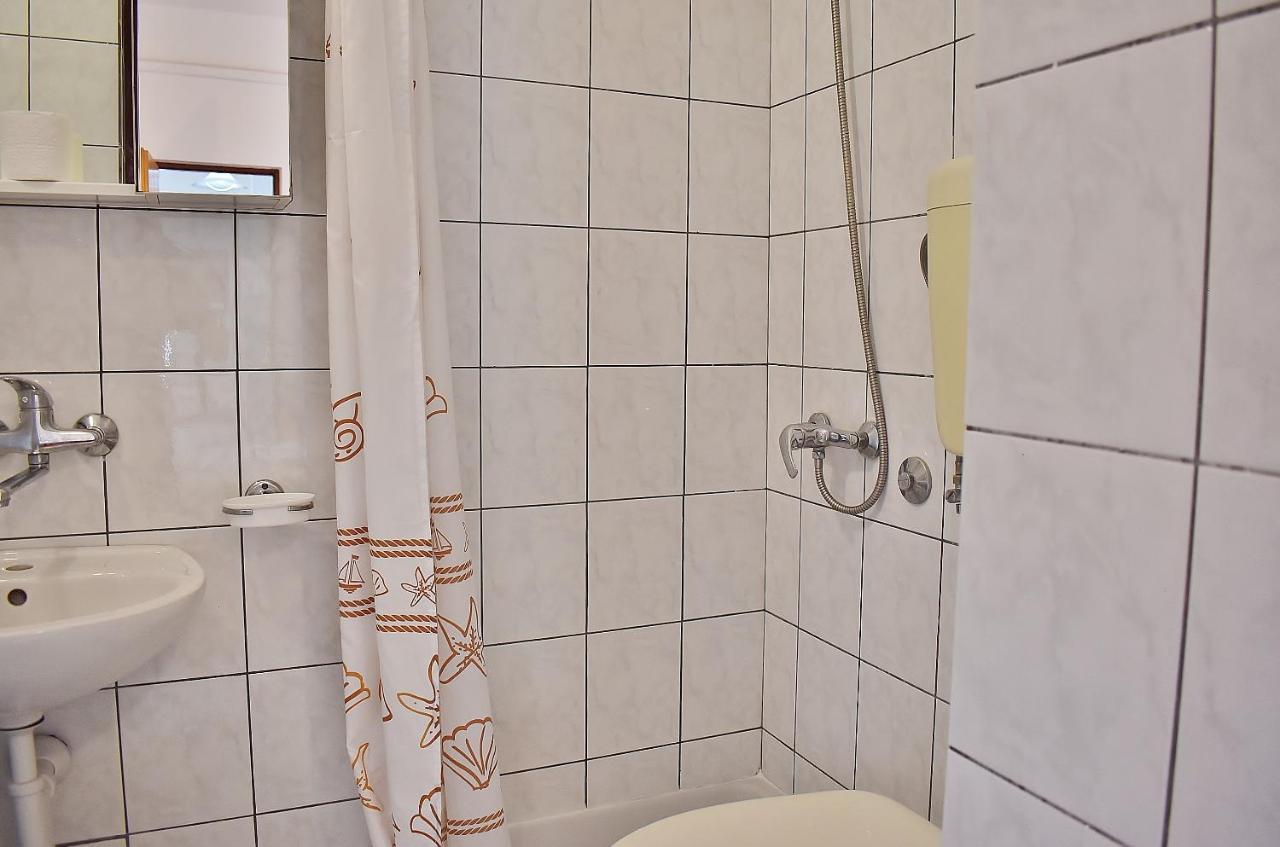 Apartament Banjol 外观 照片