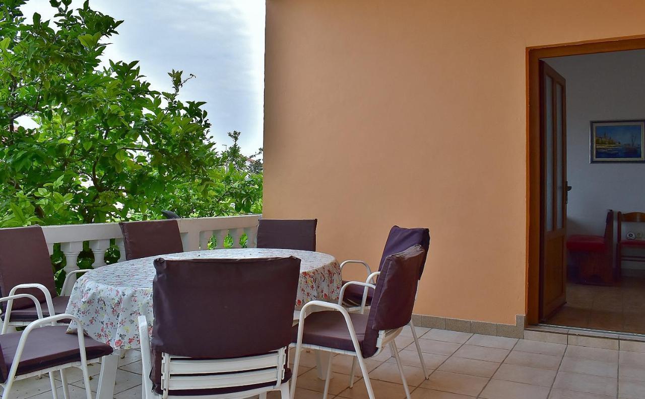 Apartament Banjol 外观 照片