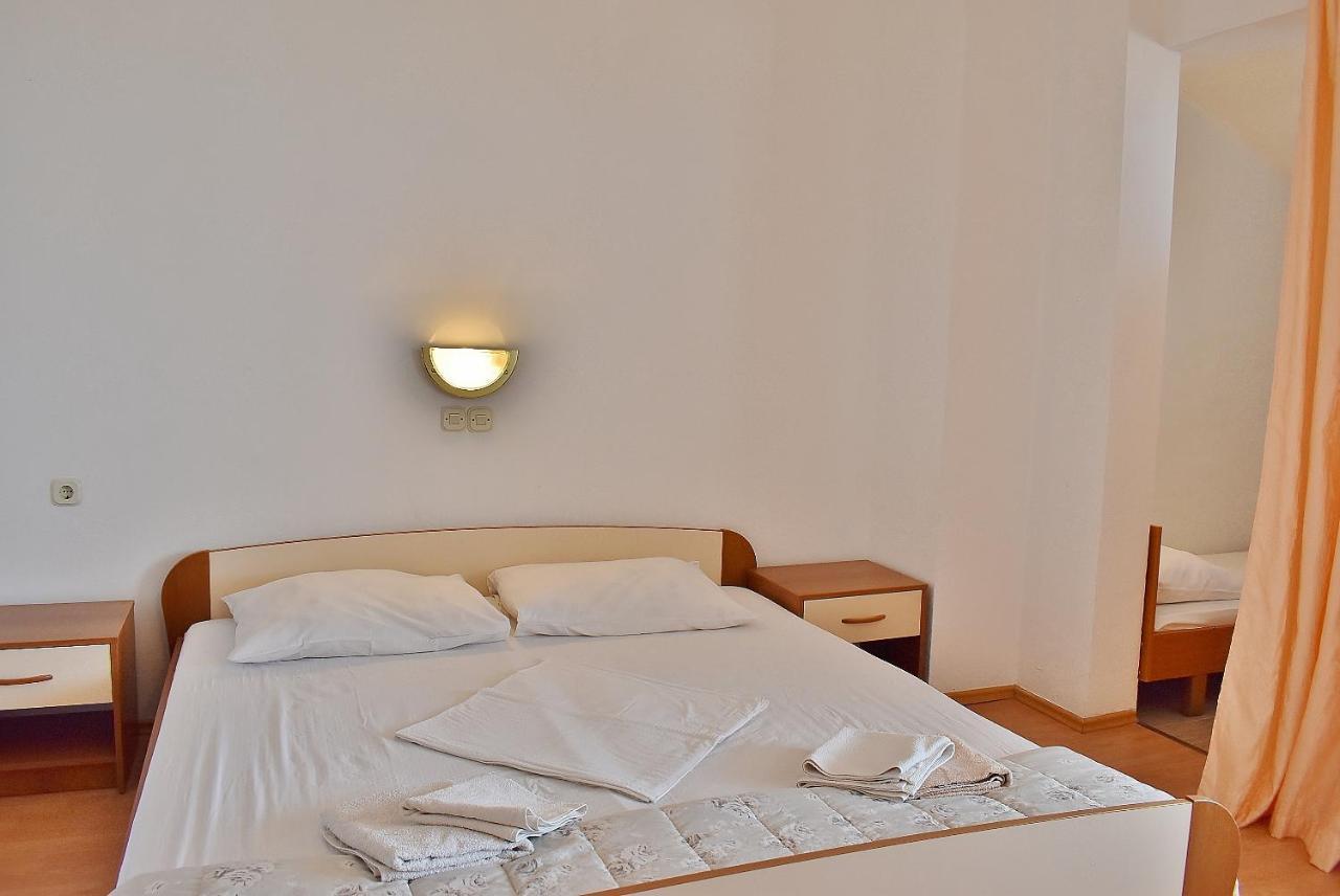 Apartament Banjol 外观 照片