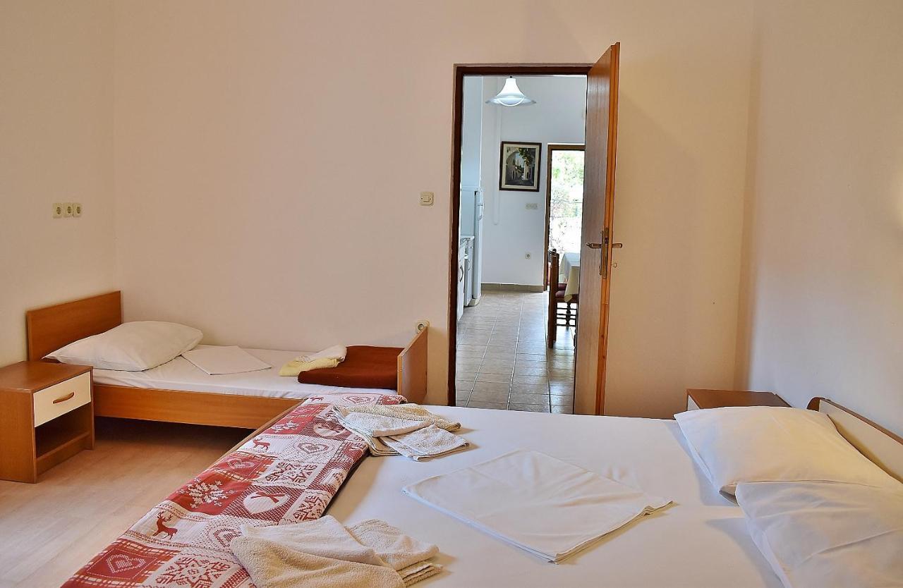 Apartament Banjol 外观 照片